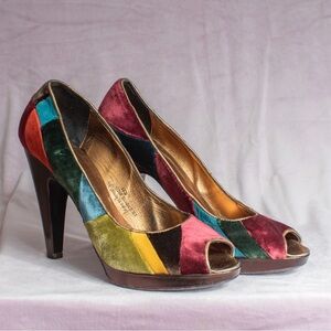 2008 Vintage Coach Patchwork Velvet Deirdre Pumps